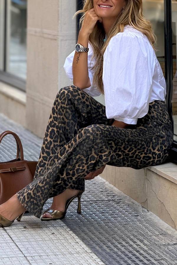 Ladomma™ | White V-neck puff-sleeved loose-fitting shirt
